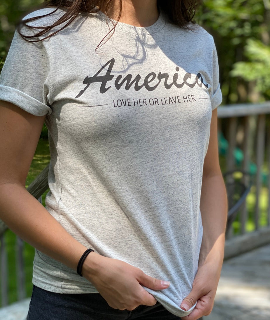 Women's America Love Her Or Leave Her Weekend Fit T-Shirt (Ash)