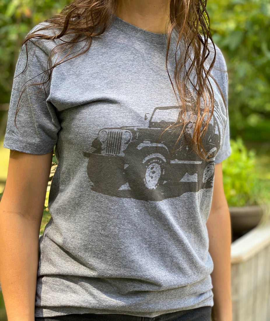 Women's Classic American Flag Jeep Weekend Fit T-Shirt