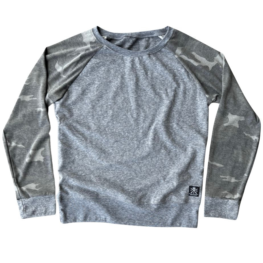 Women's Ultimate Camo Raglan Top
